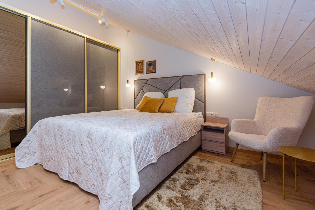 Memel Townhouse Apartamentai Klaipėda Buitenkant foto